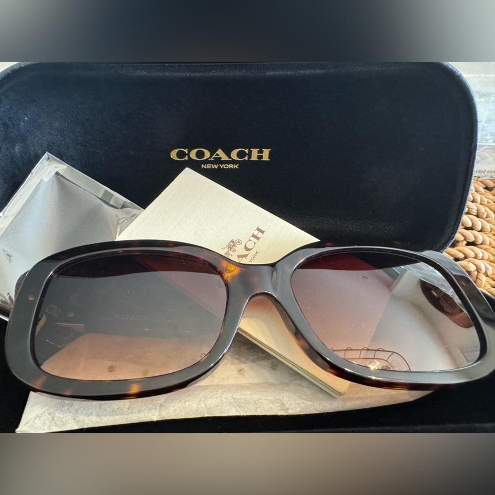 Coach Women's Tortoiseshell Sunglasses with Brown Gradient Lenses